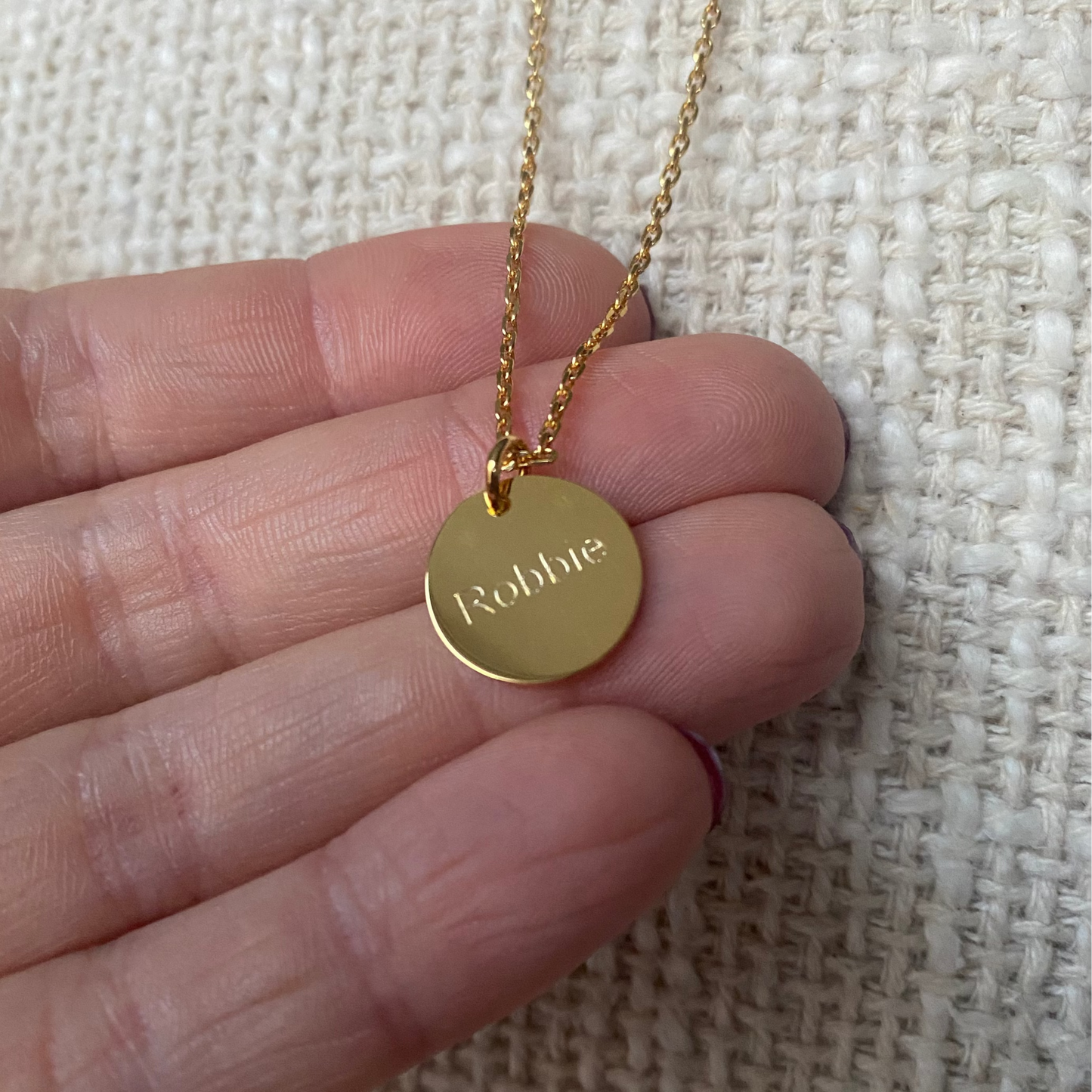 Engraved Necklace Shine Round