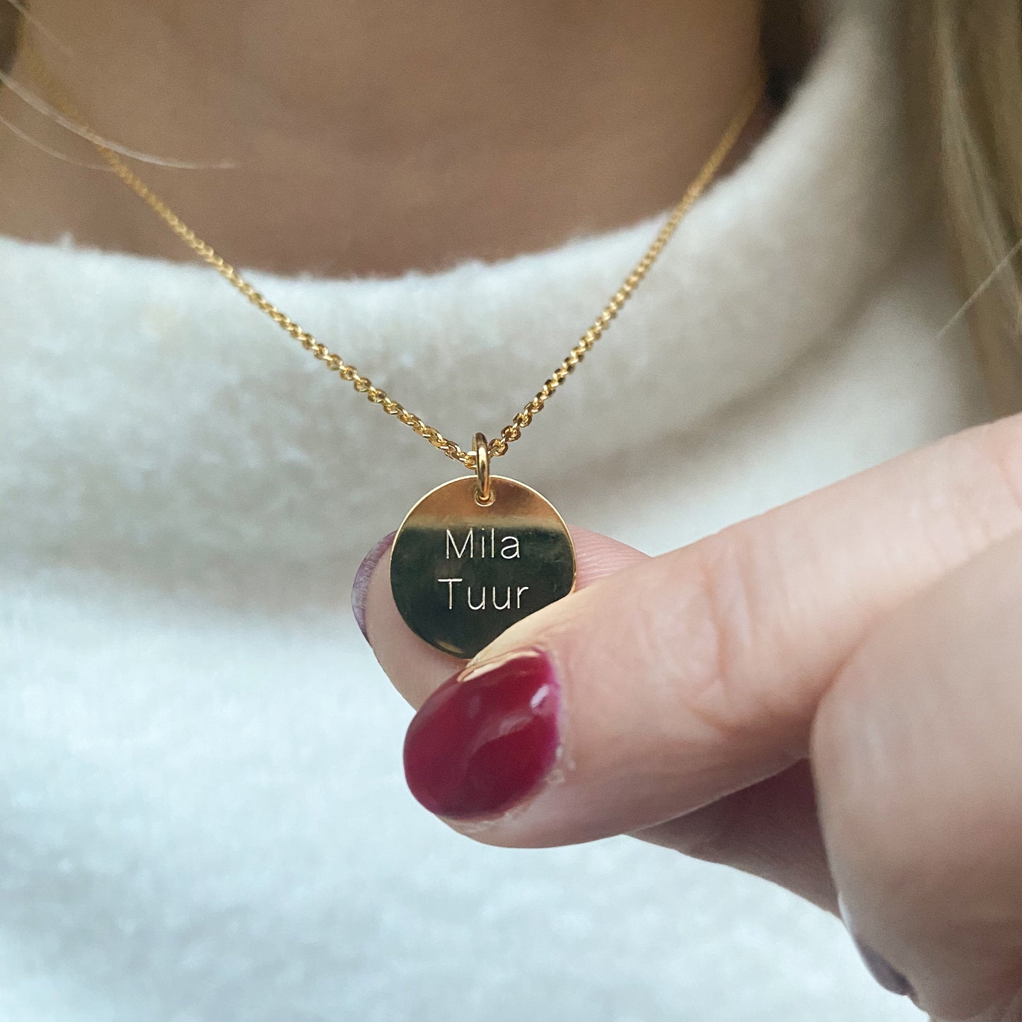 Engraved Necklace Shine Round