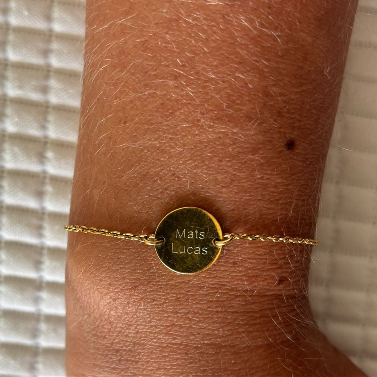 Engraved Bracelet Shine