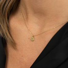 Load image into Gallery viewer, Necklace Smiley Gold
