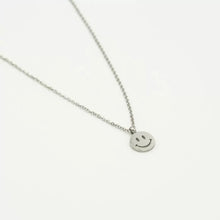 Load image into Gallery viewer, Necklace Smiley Silver
