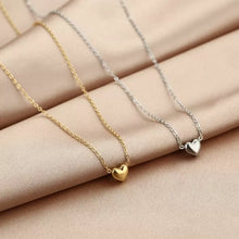 Load image into Gallery viewer, Necklace Love Gold
