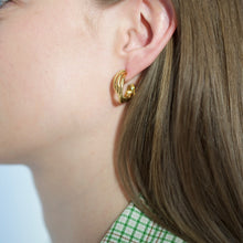 Load image into Gallery viewer, Earrings Eve Gold
